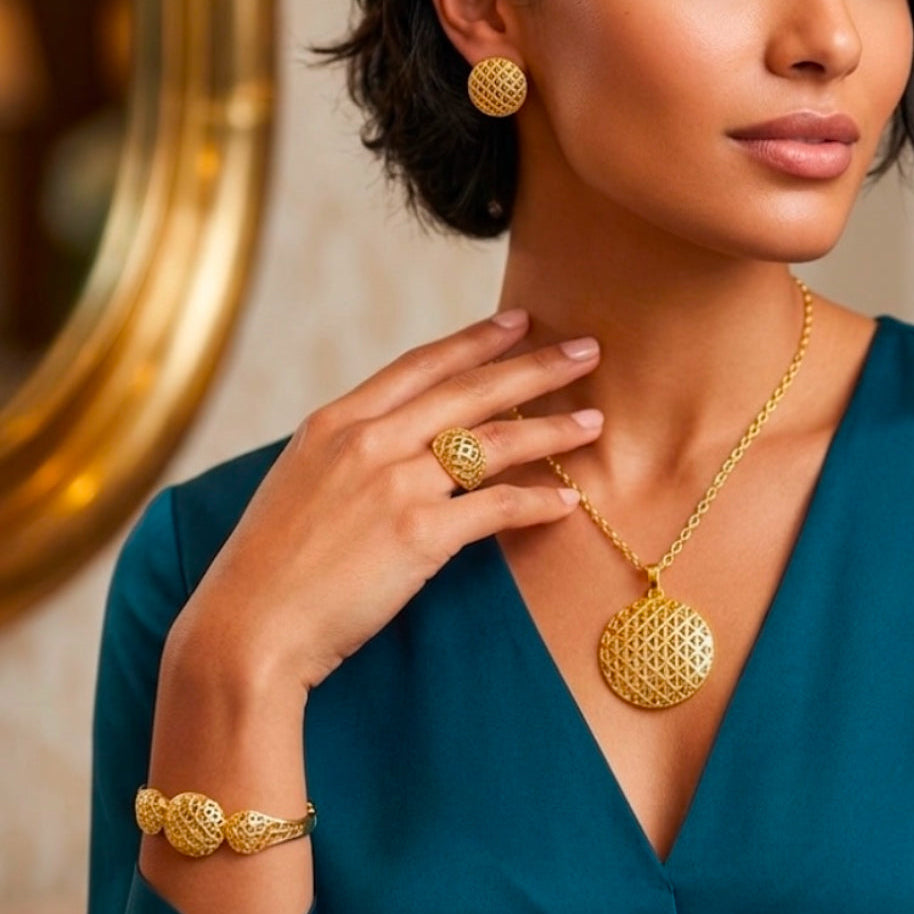 Conjunto de Joyería de Moda en Latón Chapado en Oro de 14K
